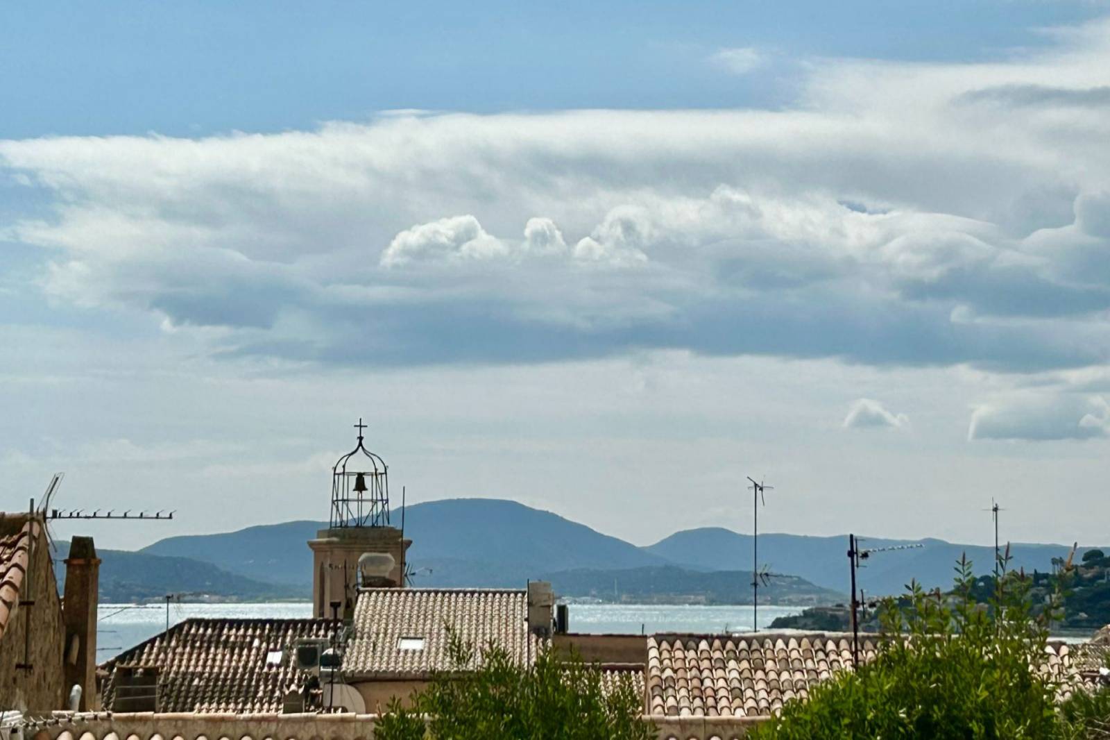 Appartement avec terrasse et vue mer Sainte Maxime centre double garage