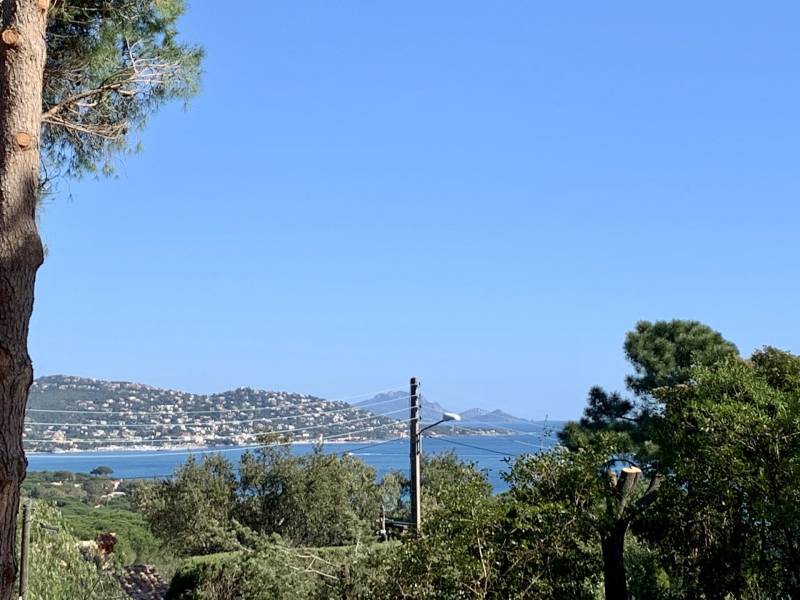 Terrain à bâtir vue mer proche du centre de Sainte Maxime Vierge Noire Sémaphore 