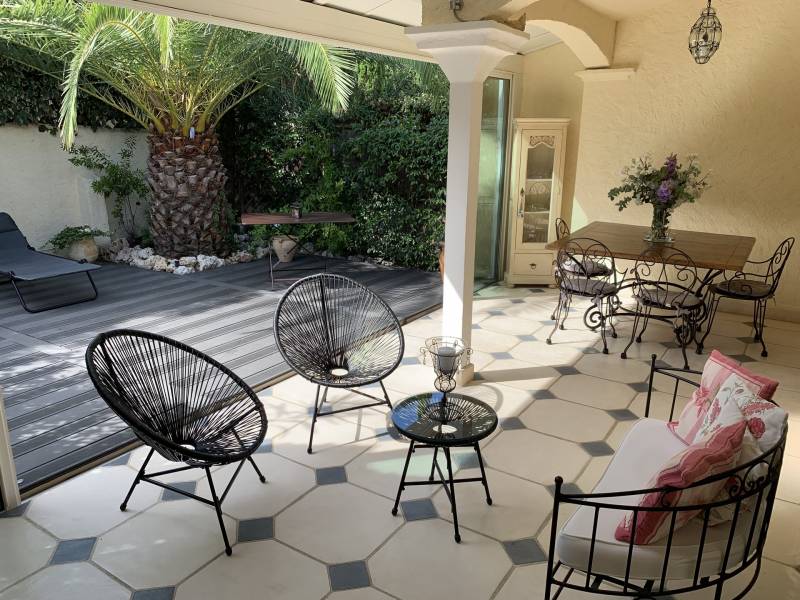 Villa 4 pièces à l'achat à Sainte Maxime dans le 83 dans résidence avec piscine proche plages de la Nartelle 
