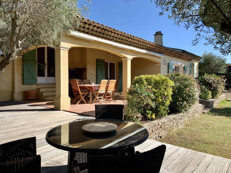 Maison 6 pièces à l'achat à Sainte Maxime dans le 83 avec piscine à débordement