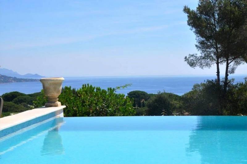Villa de luxe vue mer et piscine Sainte Maxime Vierge Noire Sémaphore pour 7 personnes