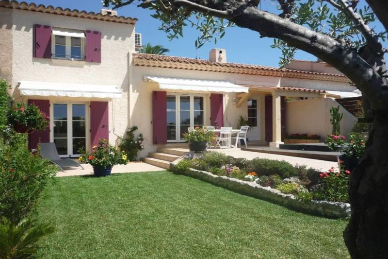 Maison à vendre dans domaine privé à Ste Maxime