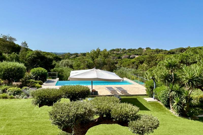 Villa de 8 pièce avec piscine à vendre à Sainte Maxime à la Nartelle 