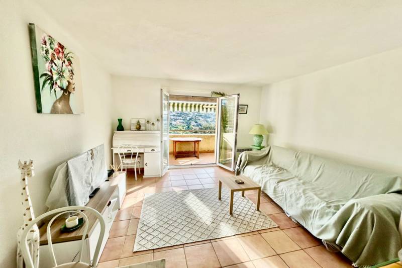 Mazet 3 pièces Sainte Maxime domaine du Golf avec garage et aperçu mer