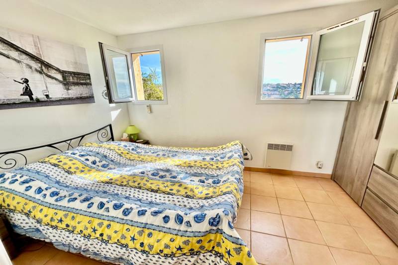 Mazet 3 pièces Sainte Maxime domaine du Golf avec garage et aperçu mer