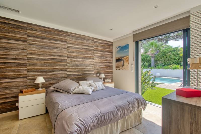 Villa récente 5 chambres à vendre à Sainte Maxime au Sémaphore 