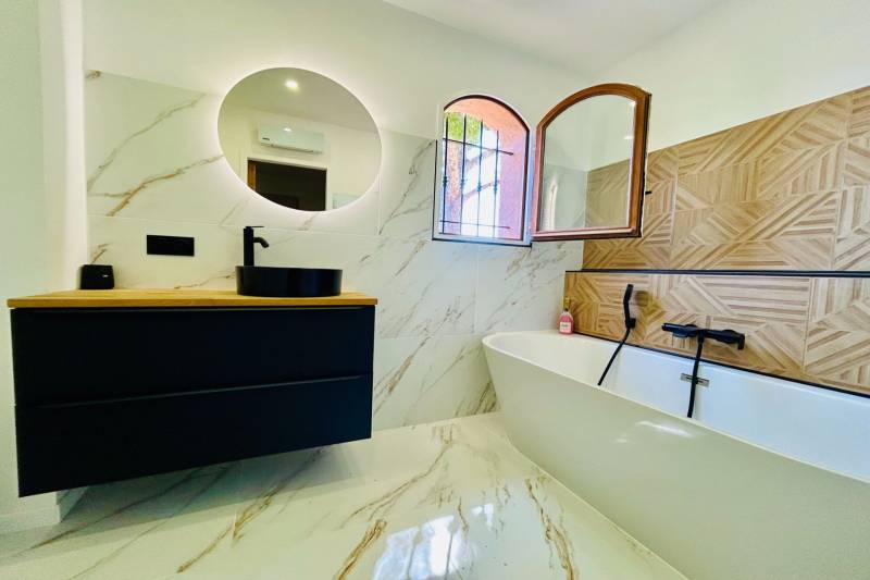 Villa 3 chambres avec piscine à vendre Les Issambres sur les hauteurs au calme