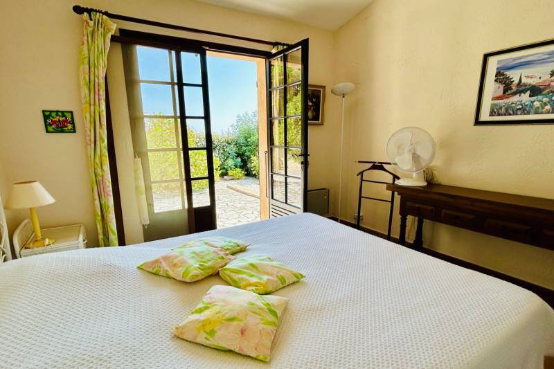 Villa 4 chambres  à rénover, Les Issambres sur les hauteurs vue mer panoramique