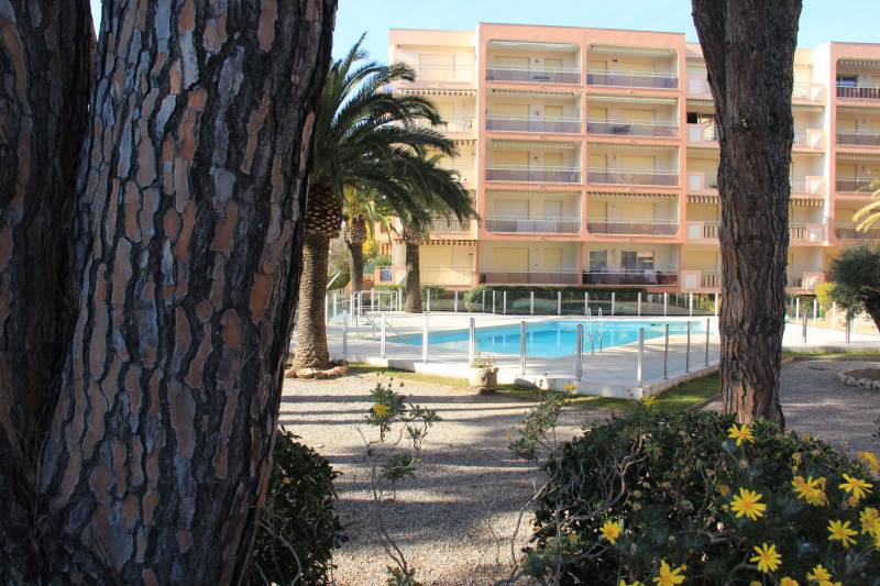 Studio à vendre avec vue mer à Sainte Maxime