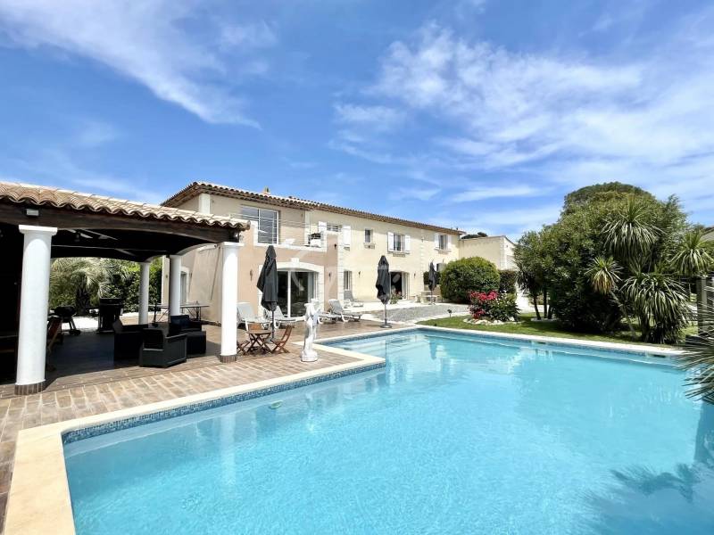 Vente villa idéal chambres d'hôtes à Grimaud