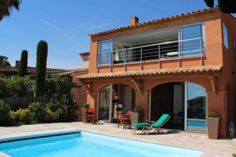 Superbe villa à louer pour 6 personnes à Ste Maxime