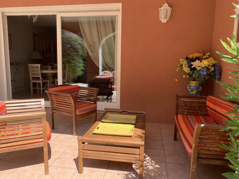 Vente maison 4 pièces avec jardin proche de Grimaud
