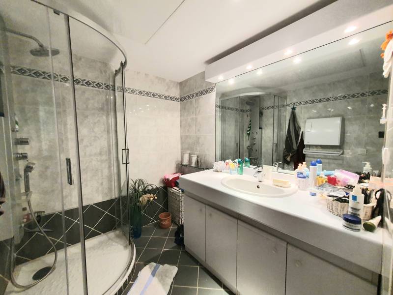 Appartement 3 chambres vue mer Sainte Maxime var, en plein centre ville avec garage