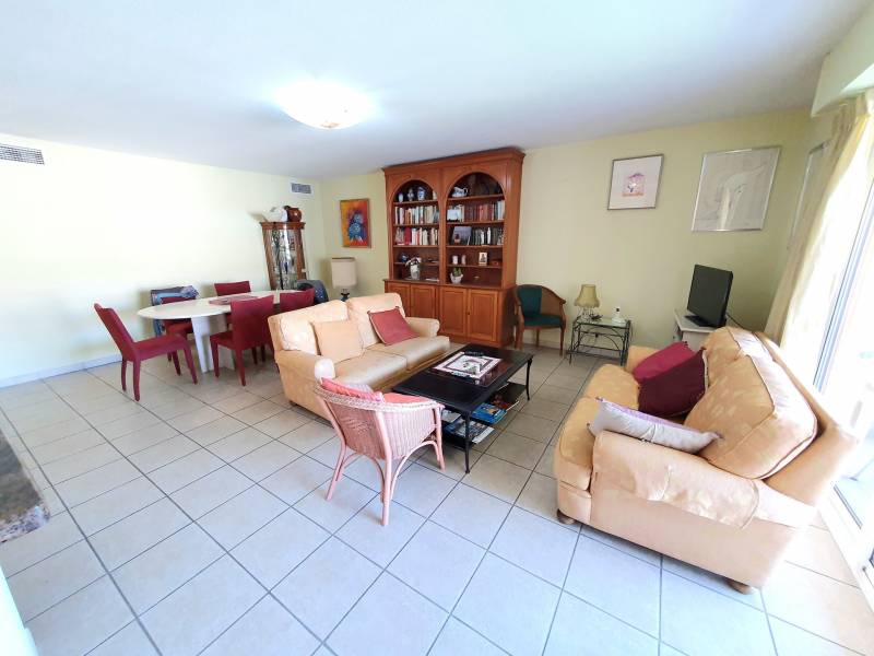 Appartement 3 chambres vue mer Sainte Maxime var, en plein centre ville avec garage