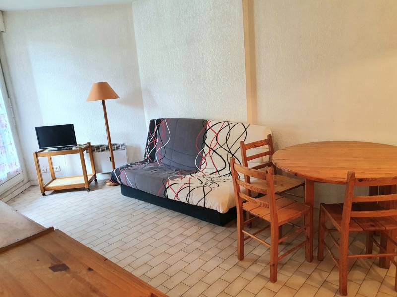 Appartement deux pièces à la vente à Sainte Maxime en plein centre ville 
