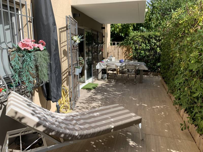 Appartement en rez de jardin à vendre ste maxime