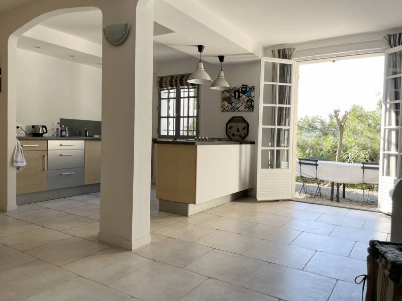 Maison à vendre à Sainte-Maxime au Sémaphore avec vue sur collines