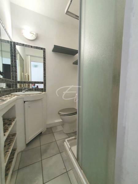 Studio style moderne à Sainte Maxime