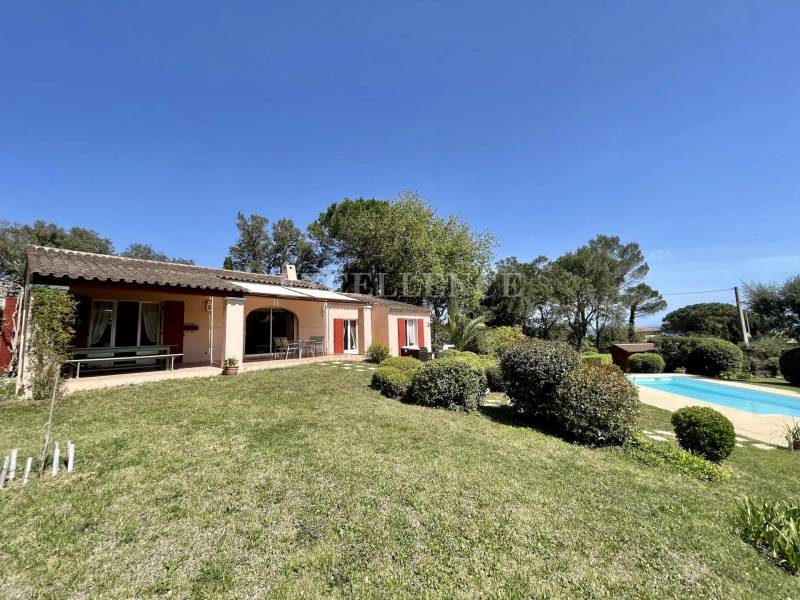 En vente villa de plain-pied à Grimaud Guerrevieille