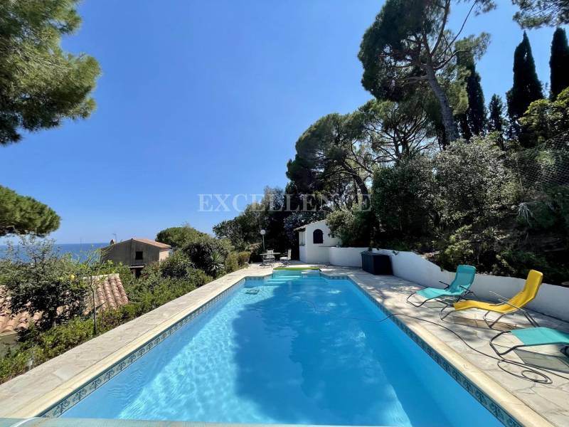 villa 4 chambres et piscine à vendre aux Issambres