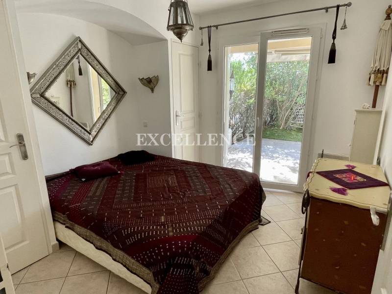 Appartement agréable et lumineux avec jardin à vendre à Ste Maxime