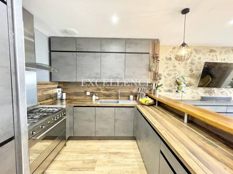 Bel appartement avec véranda à vendre à Ste Maxime