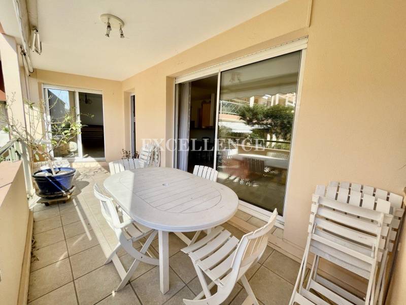 Appartement 3 chambres avec terrasse à vendre sur Ste Maxime
