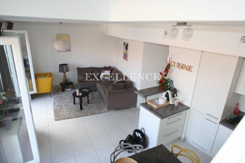 Duplex a vendre au centre ville de Sainte Maxime