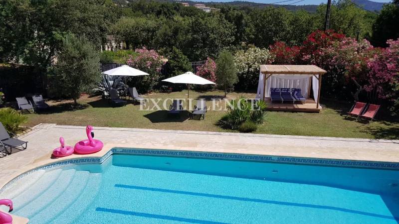 Demeure de charme avec piscine à vendre au Plan de la Tour