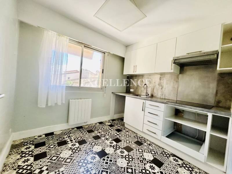 2 pièces avec terrasse et garage Sainte Maxime  