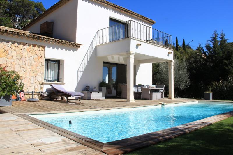 Villa moderne à vendre aux Issambres